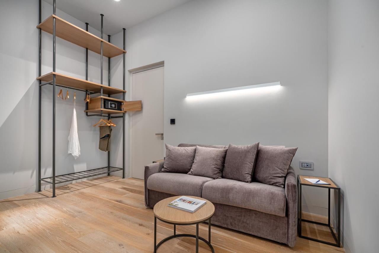 Hellenic Vibes Smart Hotel Athen Exterior foto A room at the hotel