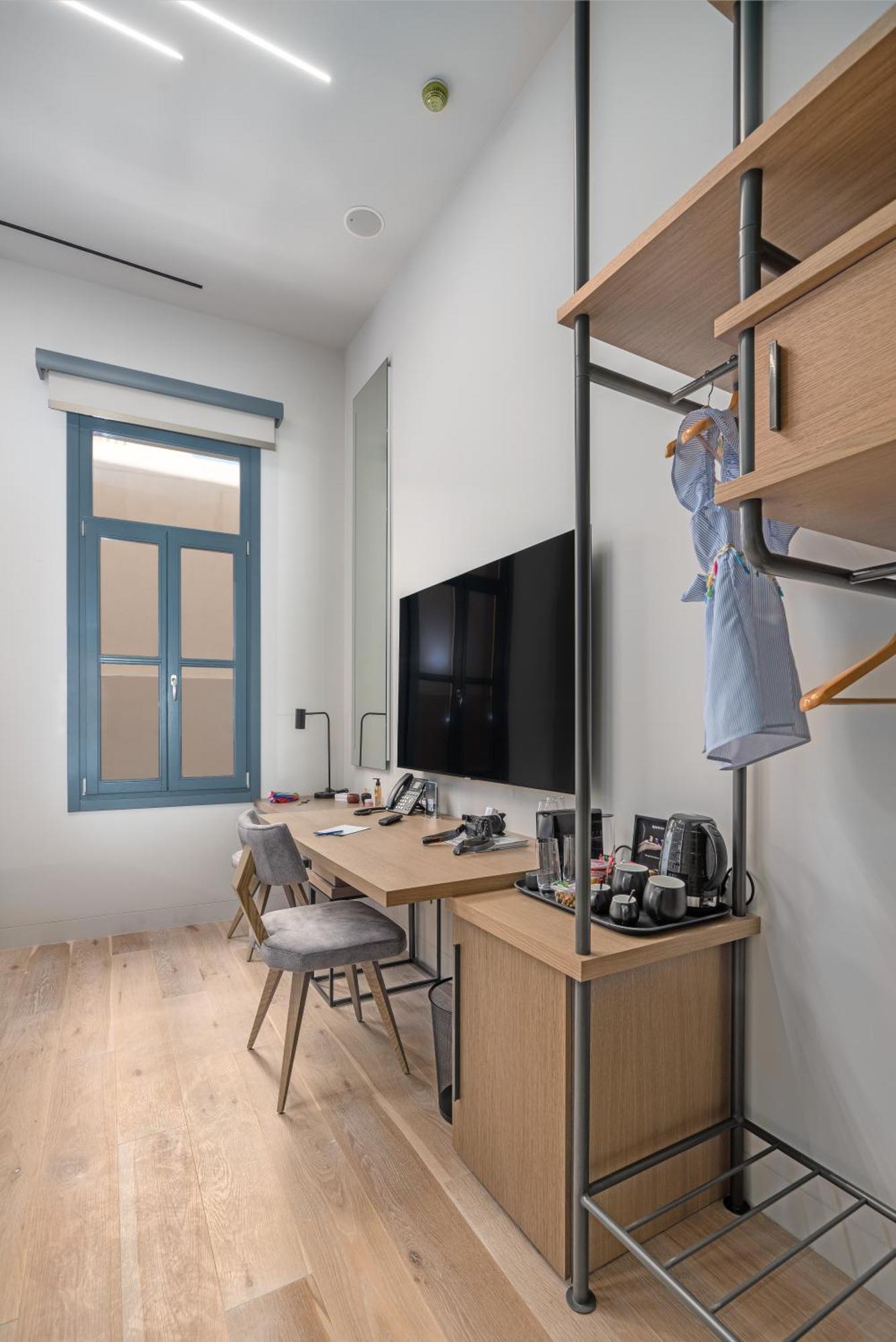 Hellenic Vibes Smart Hotel Athen Exterior foto A room at the hotel